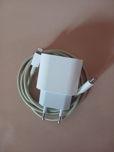 Simsiz şarj cihazı Apple, 20 Vt, İşlənmiş lalafo.az -da Simsiz şarj cihazı Apple, 20 Vt, İşlənmiş