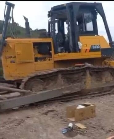 Buldozer,əla vəziyyətdədir.Ciddi şəxslər yazsınlar.Bura mesaj lalafo.az -da Buldozer,əla vəziyyətdədir.Ciddi şəxslər yazsınlar.Bura mesaj