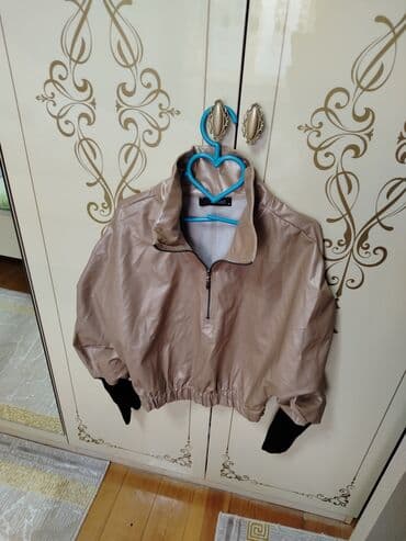 Qadın üst geyimi – dəri görünümlü, bej/şampan rəngində yüngül jaket lalafo.az -da Qadın üst geyimi – dəri görünümlü, bej/şampan rəngində yüngül jaket
