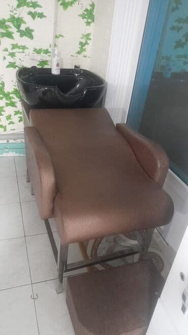 Salon üçün saç yuma komplekti - Qablı yuma bölməsi: parlaq qara lalafo.az -da Salon üçün saç yuma komplekti - Qablı yuma bölməsi: parlaq qara