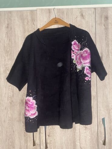 Qara rəngli qadın kardiqanı - Açıq önlü, qısaqol dizayn - Sağ tərəfdə lalafo.az -da Qara rəngli qadın kardiqanı - Açıq önlü, qısaqol dizayn - Sağ tərəfdə