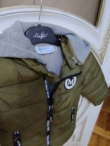 Kurtka 5 yas təzə lalafo.az -da Kurtka 5 yas təzə