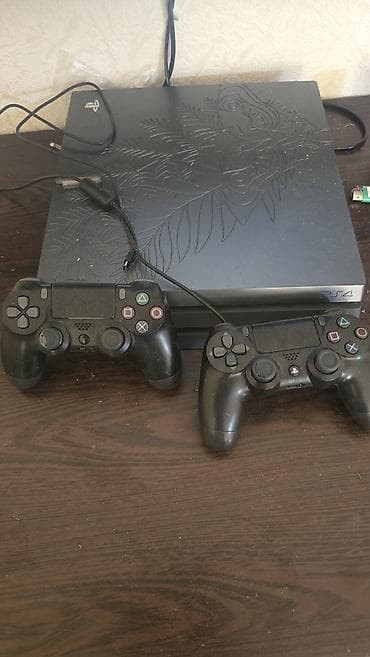 PlayStation 4 Pro konsolu – üst qapaqda xüsusi naxışlı dizayn lalafo.az -da PlayStation 4 Pro konsolu – üst qapaqda xüsusi naxışlı dizayn