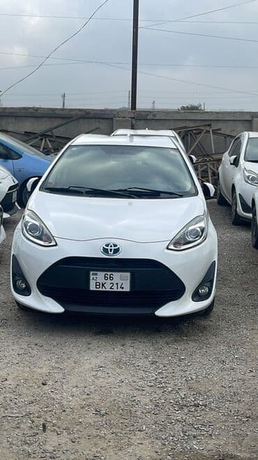 Toyota Aqua,DEPOZİTSİZ, 35 yaşdan yuxarı ailəli məsuliyyətli,işini lalafo.az -da Toyota Aqua,DEPOZİTSİZ, 35 yaşdan yuxarı ailəli məsuliyyətli,işini