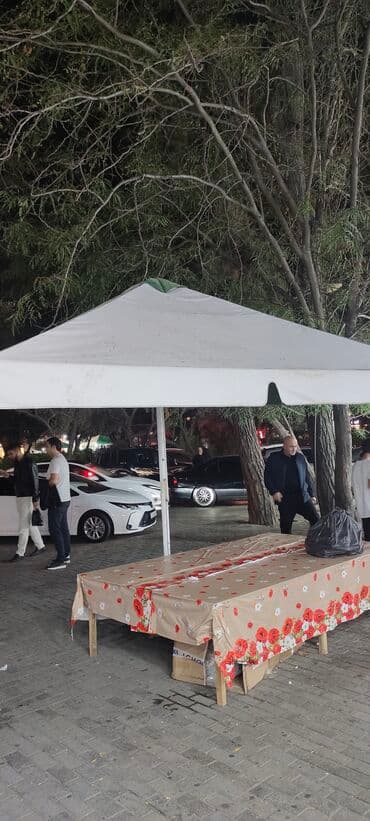 Açıq hava tədbirləri üçün tent-pavilyon - Rəng: ağ-yaşıl iki rəngli lalafo.az -da Açıq hava tədbirləri üçün tent-pavilyon - Rəng: ağ-yaşıl iki rəngli