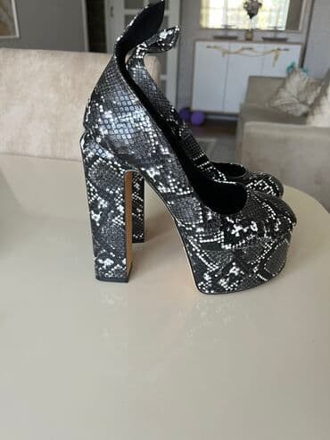 Tuflilər, Ölçü: 37, rəng - Qara, Yeni lalafo.az -da Tuflilər, Ölçü: 37, rəng - Qara, Yeni