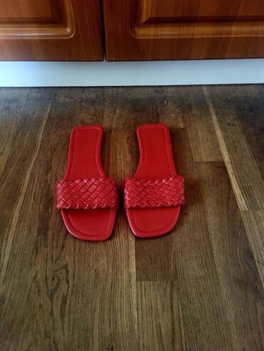 Tərliklər, Ölçü: 38, rəng - Qırmızı, Yeni lalafo.az -da Tərliklər, Ölçü: 38, rəng - Qırmızı, Yeni