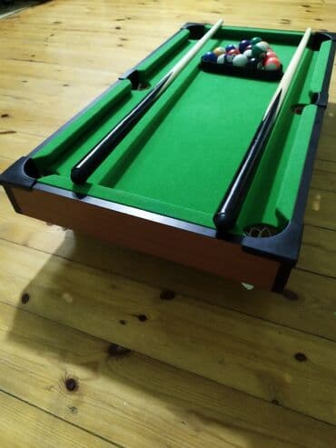 Yaşıl xovlu səthə sahib bilyard masası.Eni 37 uzunluğu 70-dir Masanın lalafo.az -da Yaşıl xovlu səthə sahib bilyard masası.Eni 37 uzunluğu 70-dir Masanın
