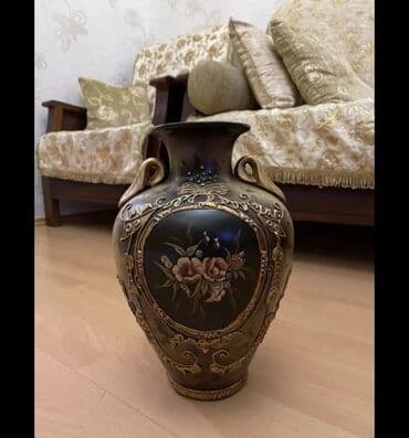 Bir vaza, Keramika lalafo.az -da Bir vaza, Keramika