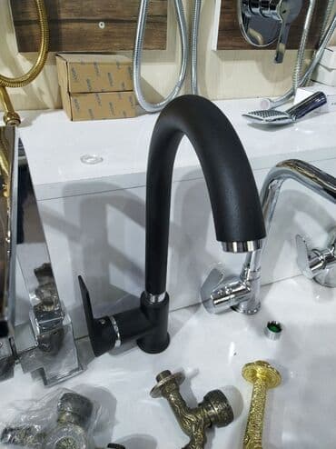 Mətbəx üçün qara rəngli qarışdırıcı kran - Müasir dizayn: mat qara lalafo.az -da Mətbəx üçün qara rəngli qarışdırıcı kran - Müasir dizayn: mat qara