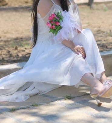 Birdefe cekilise geyinilib.tikilib yupka kofda ayridi .baha basa lalafo.az -da Birdefe cekilise geyinilib.tikilib yupka kofda ayridi .baha basa