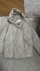 Qadınlar üçün kapüşonlu puffer üstdən geyim. Yumşaq, dəri effekti lalafo.az -da Qadınlar üçün kapüşonlu puffer üstdən geyim. Yumşaq, dəri effekti