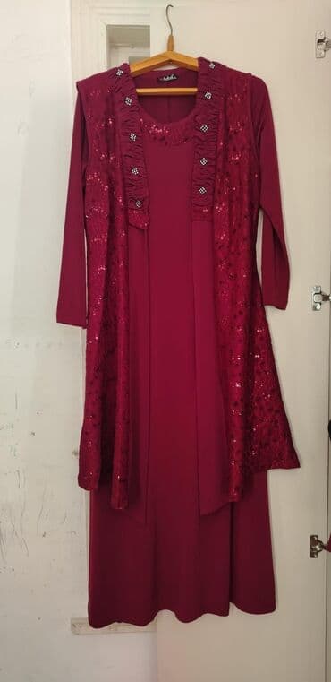 Qadın geyim dəsti – 4 ədəd 1) Tünd məxməri-bordo rəngdə uzun don - lalafo.az -da Qadın geyim dəsti – 4 ədəd 1) Tünd məxməri-bordo rəngdə uzun don -