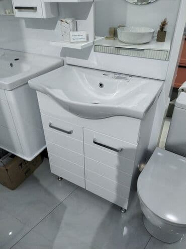 Мойдодыры: Ağ rəngdə, iki qapılı, ayaqları üzərində dayanan hamam mebeli. Bu at lalafo.az — 2 Мойдодыры: Ağ rəngdə, iki qapılı, ayaqları üzərində dayanan hamam mebeli. Bu — 2