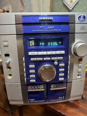 Samsung MAX-L45 mini komponent audio sistem Xüsusiyyətlər: - 3 diskli lalafo.az -da Samsung MAX-L45 mini komponent audio sistem Xüsusiyyətlər: - 3 diskli