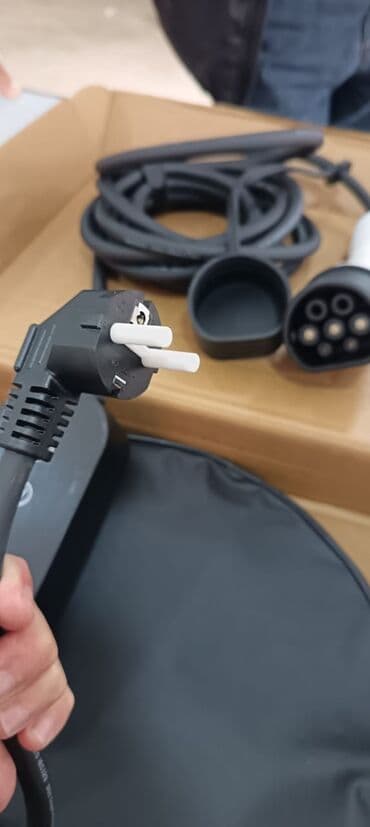 Məhsul: Daşınan EV şarj cihazı (portable) – Type 2 (Mennekes) lalafo.az -da Məhsul: Daşınan EV şarj cihazı (portable) – Type 2 (Mennekes)