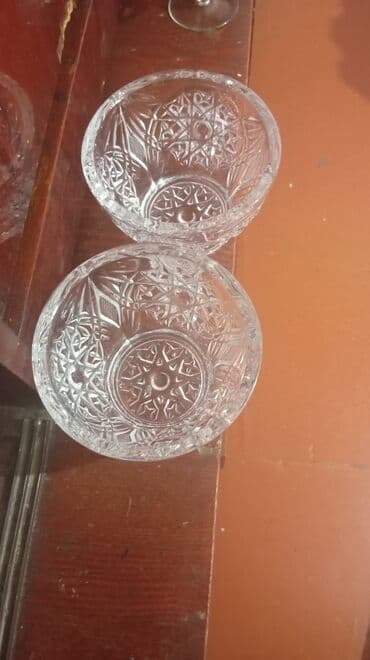 Kəsma naxışlı şüşə qab dəsti - 2 ədəd dərin şirniyyat/meyvə qabı – lalafo.az -da Kəsma naxışlı şüşə qab dəsti - 2 ədəd dərin şirniyyat/meyvə qabı –