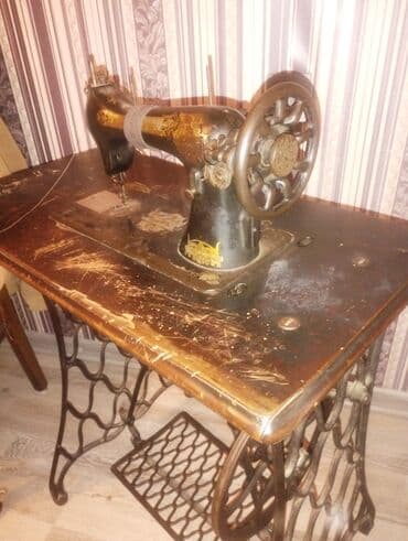 Mexaniki tikiş maşını – pedallı masaüstü model - Korpus: ağır döküm lalafo.az -da Mexaniki tikiş maşını – pedallı masaüstü model - Korpus: ağır döküm