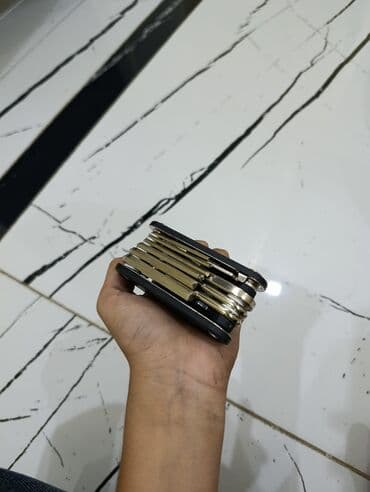 Velosiped aksesuarları və ehtiyat hissələri paketi Dəst daxilində: - lalafo.az -da Velosiped aksesuarları və ehtiyat hissələri paketi Dəst daxilində: -