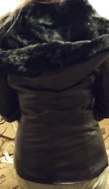 Qadınlar üçün dəri gödəkçə - Rəng: qara - Material: parlayan dəri lalafo.az -da Qadınlar üçün dəri gödəkçə - Rəng: qara - Material: parlayan dəri