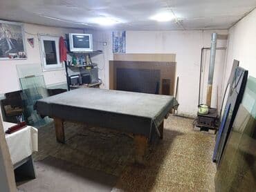 Salam. Varovskinin dairəsinə yaxın, poliklinikanın tam yanında şüşə lalafo.az -da Salam. Varovskinin dairəsinə yaxın, poliklinikanın tam yanında şüşə