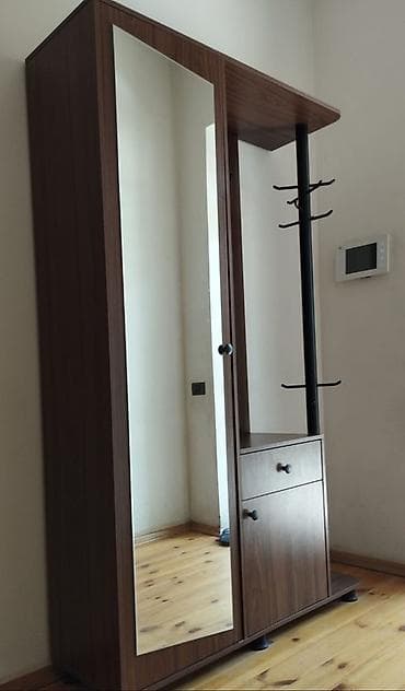 İşlənmiş, 1 qapı, Güzgülü, Qəhvəyi, Digər material, Açılan, Düz dolab lalafo.az -da İşlənmiş, 1 qapı, Güzgülü, Qəhvəyi, Digər material, Açılan, Düz dolab