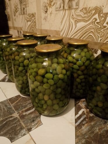 Super zeytun – 3 litrlik bankalarda 9 ədəd var mağazalara verilir lalafo.az -da Super zeytun – 3 litrlik bankalarda 9 ədəd var mağazalara verilir