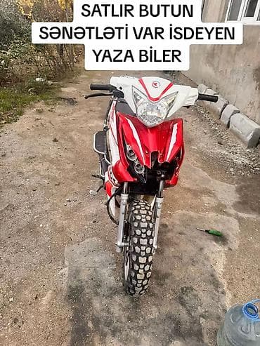 Off-road təkərli skuter/moped - Korpus: qırmızı‑ağ rəng sxemi lalafo.az -da — 5 Off-road təkərli skuter/moped - Korpus: qırmızı‑ağ rəng sxemi — 5