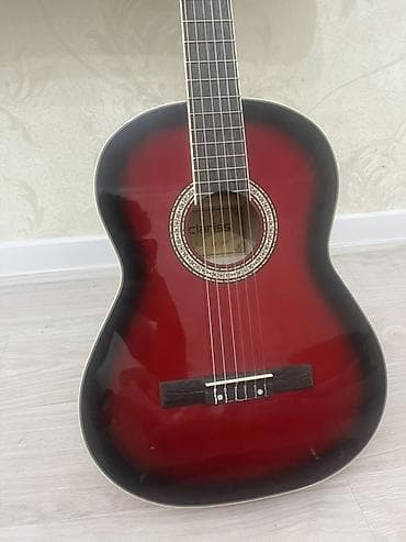 Klassik gitara lalafo.az -da — 3 Klassik gitara — 3