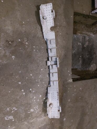 Udarniklər, bufer şvelleri: Toyota ön bamper enerji uducu (bumper absorber) – orijinal hissə lalafo.az -da — 1 Udarniklər, bufer şvelleri: Toyota ön bamper enerji uducu (bumper absorber) – orijinal hissə — 1