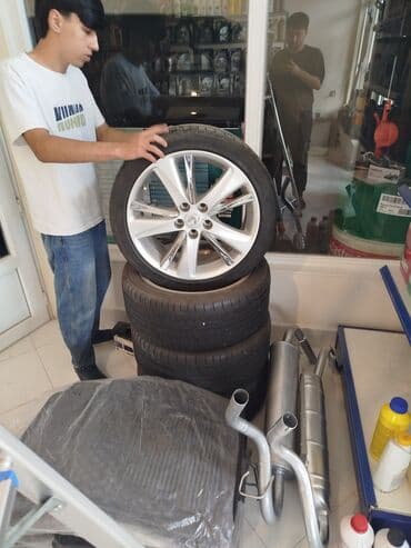 Məlumat - Komplekt yüngül lehimli disk və şinlər - Disklər: 5 cıvata lalafo.az -da Məlumat - Komplekt yüngül lehimli disk və şinlər - Disklər: 5 cıvata