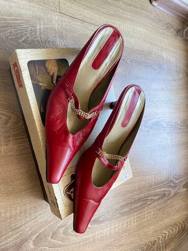 Tuflilər, Ölçü: 38, rəng - Qırmızı, İşlənmiş lalafo.az -da Tuflilər, Ölçü: 38, rəng - Qırmızı, İşlənmiş