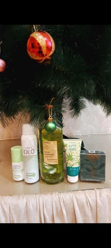 Hədiyyəlik✅️Məhsullar🎀Endirimli Qiymətə😍 Aloy Tərkibli Şampun 380 ml lalafo.az -da Hədiyyəlik✅️Məhsullar🎀Endirimli Qiymətə😍 Aloy Tərkibli Şampun 380 ml