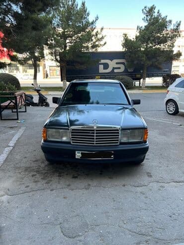 Mercedes-Benz 190: 2 l | 1989 il Sedan lalafo.az -da Mercedes-Benz 190: 2 l | 1989 il Sedan