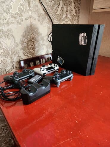 PlayStation 4 (PS4) oyun konsolu FAT(mat) model Daxildir: - PS4 lalafo.az -da PlayStation 4 (PS4) oyun konsolu FAT(mat) model Daxildir: - PS4