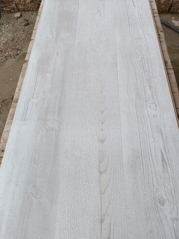 Ağ-açıq boz tonlarda taxta naxışlı laminat panellər - Rəng/tekstura lalafo.az -da Ağ-açıq boz tonlarda taxta naxışlı laminat panellər - Rəng/tekstura