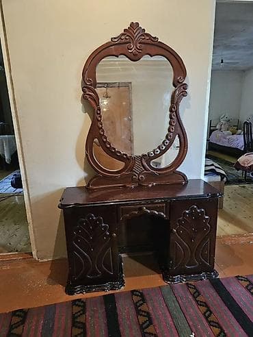 Güzgülü lalafo.az -da Güzgülü