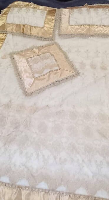 Yataq üçün Yeni rəng - Qızılı Yataq örtüyü, Pulsuz çatdırılma, Ödənişli çatdırılma, Rayonlara çatdırılma lalafo.az -da Yataq üçün Yeni rəng - Qızılı Yataq örtüyü, Pulsuz çatdırılma, Ödənişli çatdırılma, Rayonlara çatdırılma