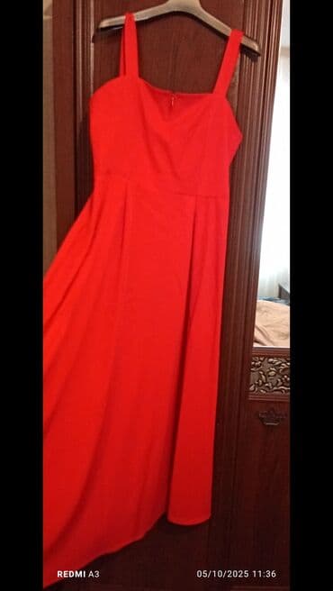 Qırmızı midi don - Rəng: parlaq qırmızı - Model: qalın askılı lalafo.az -da Qırmızı midi don - Rəng: parlaq qırmızı - Model: qalın askılı