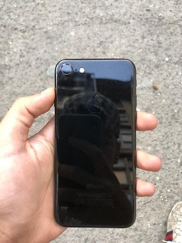 IPhone 7, 32 GB, Qara, Barmaq izi lalafo.az -da — 1 IPhone 7, 32 GB, Qara, Barmaq izi — 1