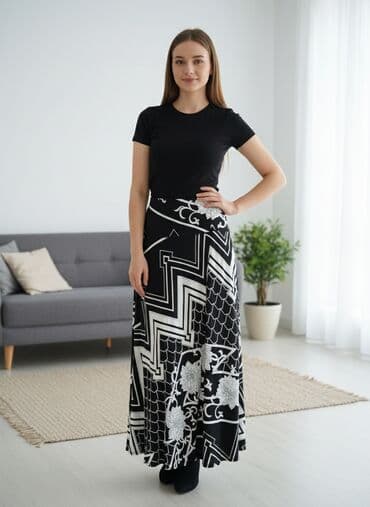 Стильная макси юбка, размер L(40), надета 1-2 раза всего, размер не lalafo.az -da Стильная макси юбка, размер L(40), надета 1-2 раза всего, размер не