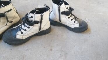 Az geyinilmiş əkiz uşaq sapaçqisidi bir cürü 10 azn 2 si 20 azn lalafo.az -da Az geyinilmiş əkiz uşaq sapaçqisidi bir cürü 10 azn 2 si 20 azn