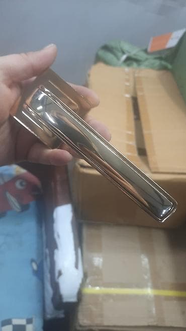 Qapı üçün tam dəst: mexanizm, silindr, rozetkalar və dəstək - Daxili lalafo.az -da — 4 Qapı üçün tam dəst: mexanizm, silindr, rozetkalar və dəstək - Daxili — 4