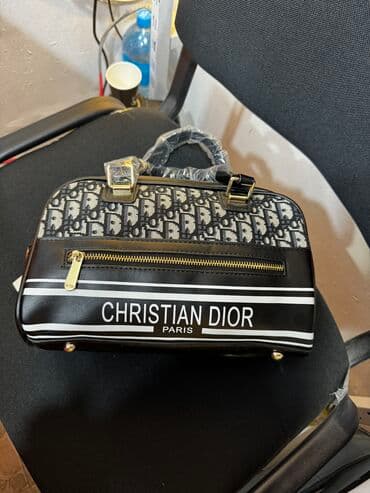 Orjinal canta deyerinnen çox asagı satilir isdifade edilmiyib lalafo.az -da Orjinal canta deyerinnen çox asagı satilir isdifade edilmiyib