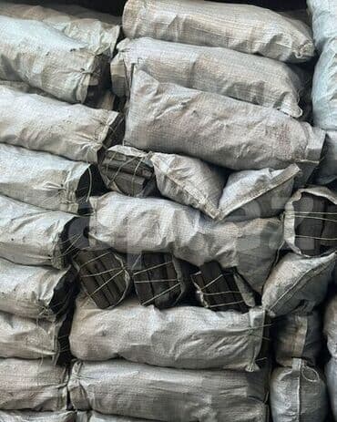 Findiq komurunun topdan satışı. Qəbələdədir. 40sm-80sm meşoxlardadir lalafo.az -da Findiq komurunun topdan satışı. Qəbələdədir. 40sm-80sm meşoxlardadir