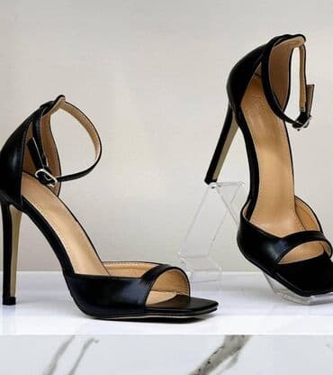 Qara rəngli qadın sandaleti – klassik və zərif dizayn - Model: nazik lalafo.az -da Qara rəngli qadın sandaleti – klassik və zərif dizayn - Model: nazik