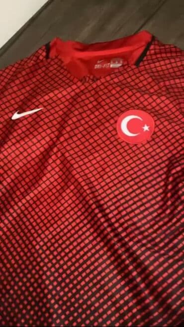 Forma, arxasi Bos yazisiz lalafo.az -da Forma, arxasi Bos yazisiz