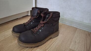 Qadın ucun 38 razmer ayagima böyük oldugu üçün satilir.1 defe lalafo.az -da Qadın ucun 38 razmer ayagima böyük oldugu üçün satilir.1 defe