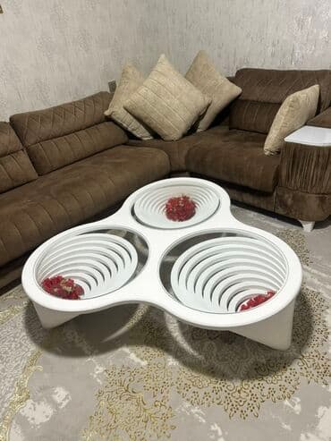 Sifarişlə rəflər: Modern dizaynlı qonaq otağı jurnal masası - Forma: Üç dairəvi lalafo.az -da — 1 Sifarişlə rəflər: Modern dizaynlı qonaq otağı jurnal masası - Forma: Üç dairəvi — 1