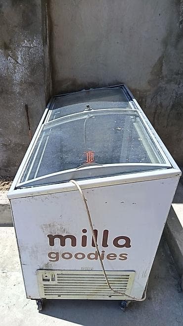 Ticarət üçün şüşə qapaqlı dondurucu vitrin - Brend üzərində “milla lalafo.az -da Ticarət üçün şüşə qapaqlı dondurucu vitrin - Brend üzərində “milla